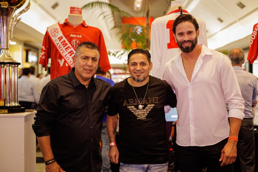 80 ANOS DO AMÉRICA É CELEBRADO COM EXPOSIÇÃO 80 ANOS DO AMÉRICA É CELEBRADO COM EXPOSIÇÃO