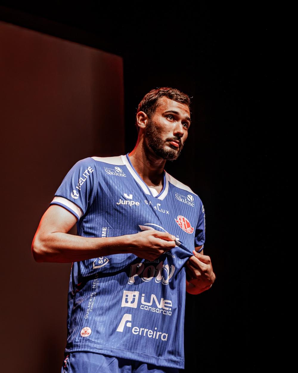 EM NOITE DE LANÇAMENTO, CLUBE APRESENTA UNIFORMES PARA 2026