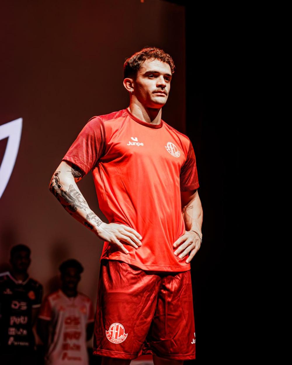 EM NOITE DE LANÇAMENTO, CLUBE APRESENTA UNIFORMES PARA 2026