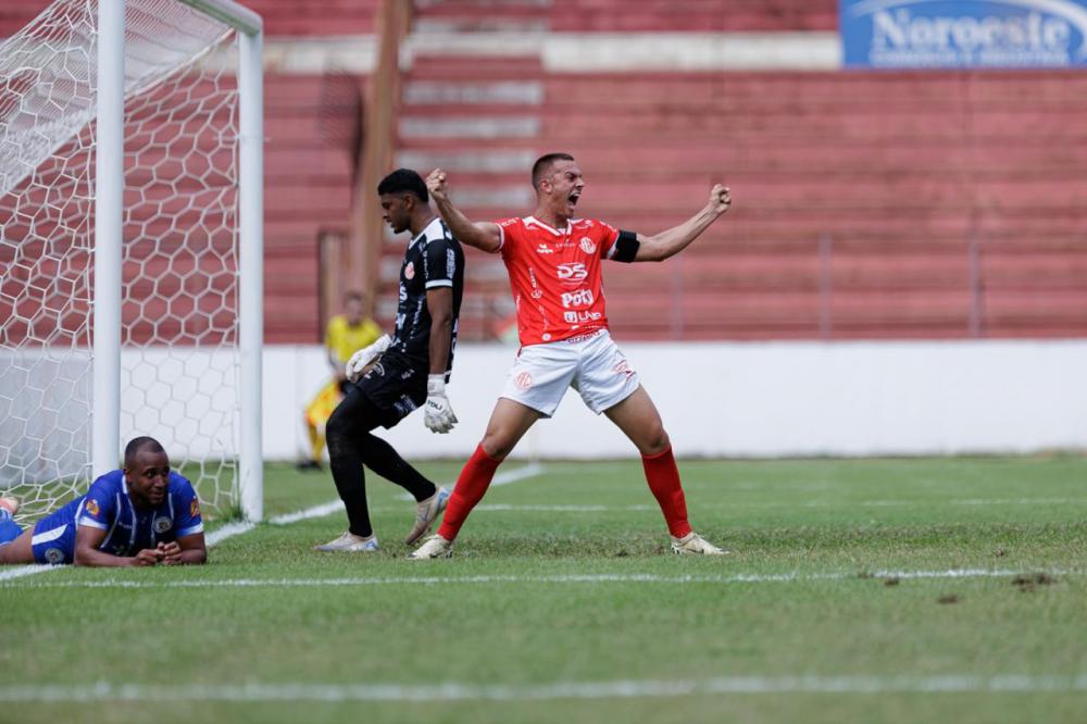 AMÉRICA VENCE O ASSISENSE NA ESTREIA DA BEZINHA 2026