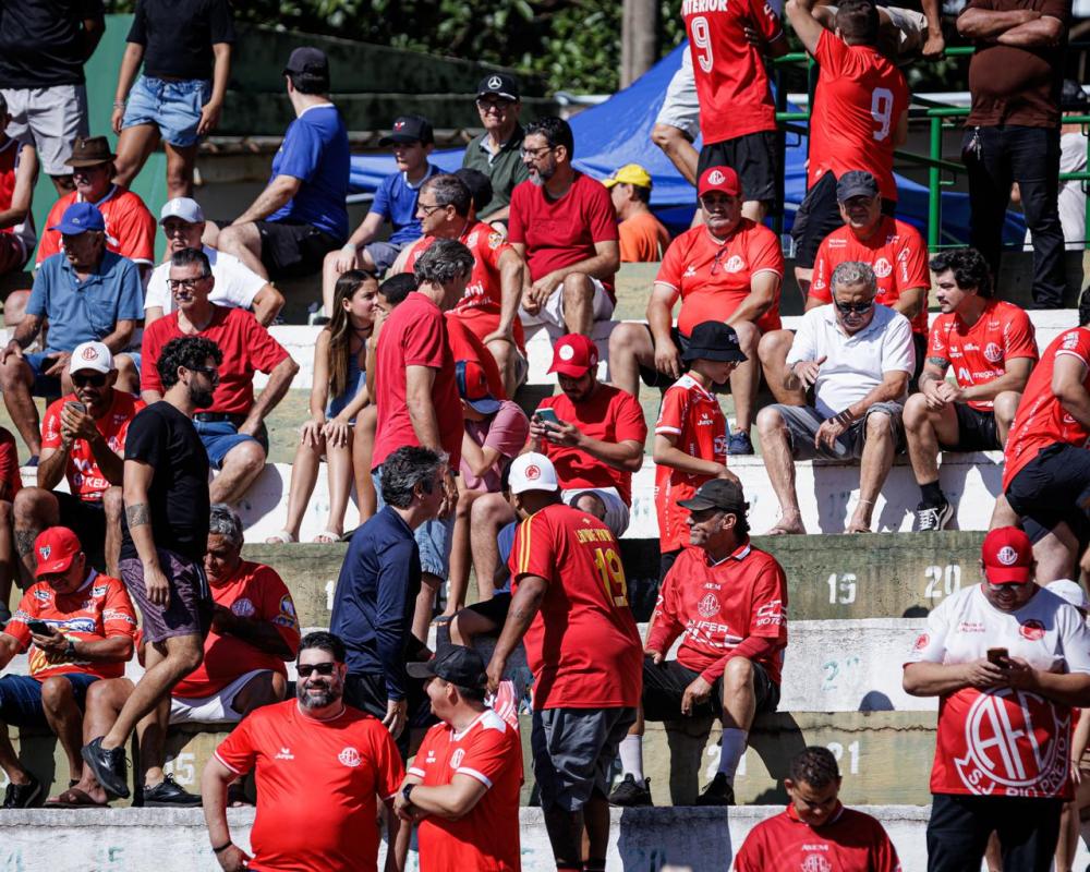 AMÉRICA EMPATA FORA DE CASA E SOMA MAIS UM PONTO NA BEZINHA