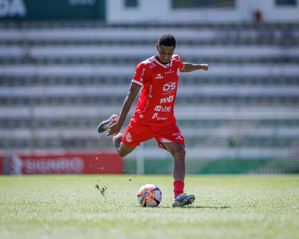 AMÉRICA EMPATA FORA DE CASA E SOMA MAIS UM PONTO NA BEZINHA