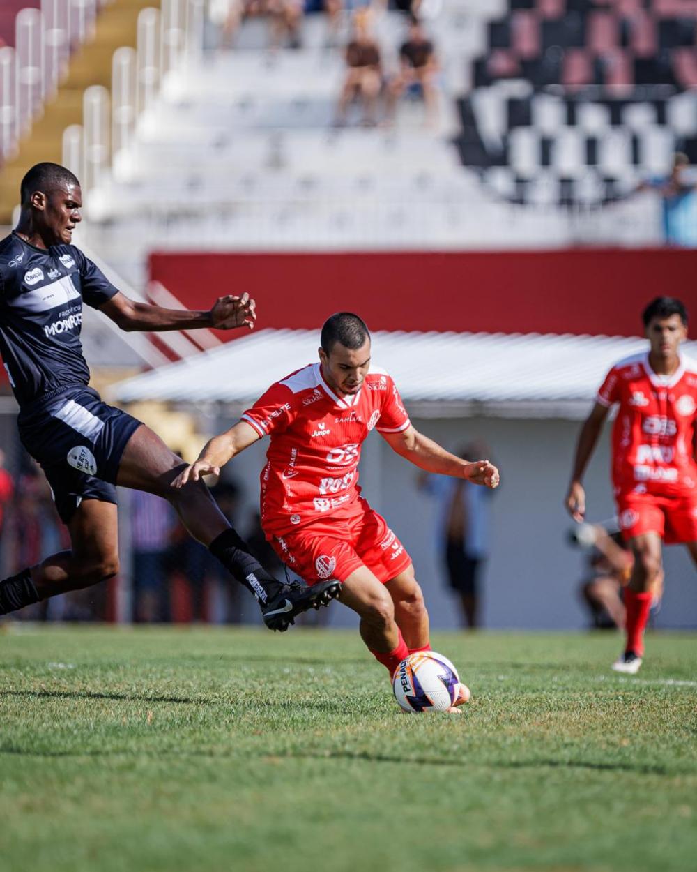 DERROTA EM TUPÃ MARCA PRIMEIRO REVÉS DO RUBRO NA COMPETIÇÃO
