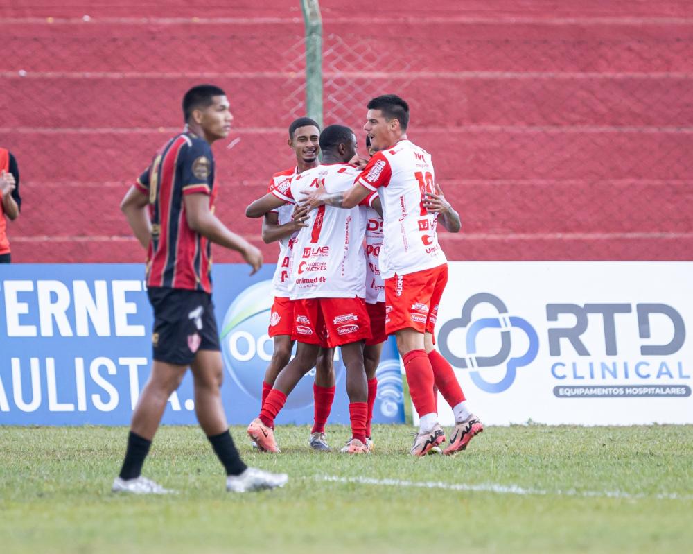 AMÉRICA SOMA PONTO FORA DE CASA E FECHA PRIMEIRO TURNO COM OITO PONTOS AMÉRICA SOMA PONTO FORA DE CASA E FECHA PRIMEIRO TURNO COM OITO PONTOS