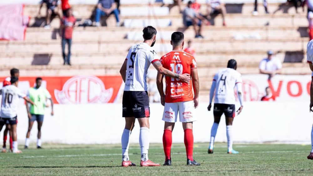 AMÉRICA EMPATA COM O ITAQUÁ E DEIXA DECISÃO DA VAGA PARA O JOGO DE VOLTA
